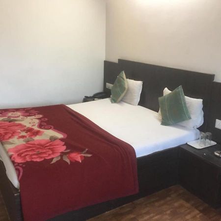 Hotel Long Stay Ahmedabad Eksteriør billede