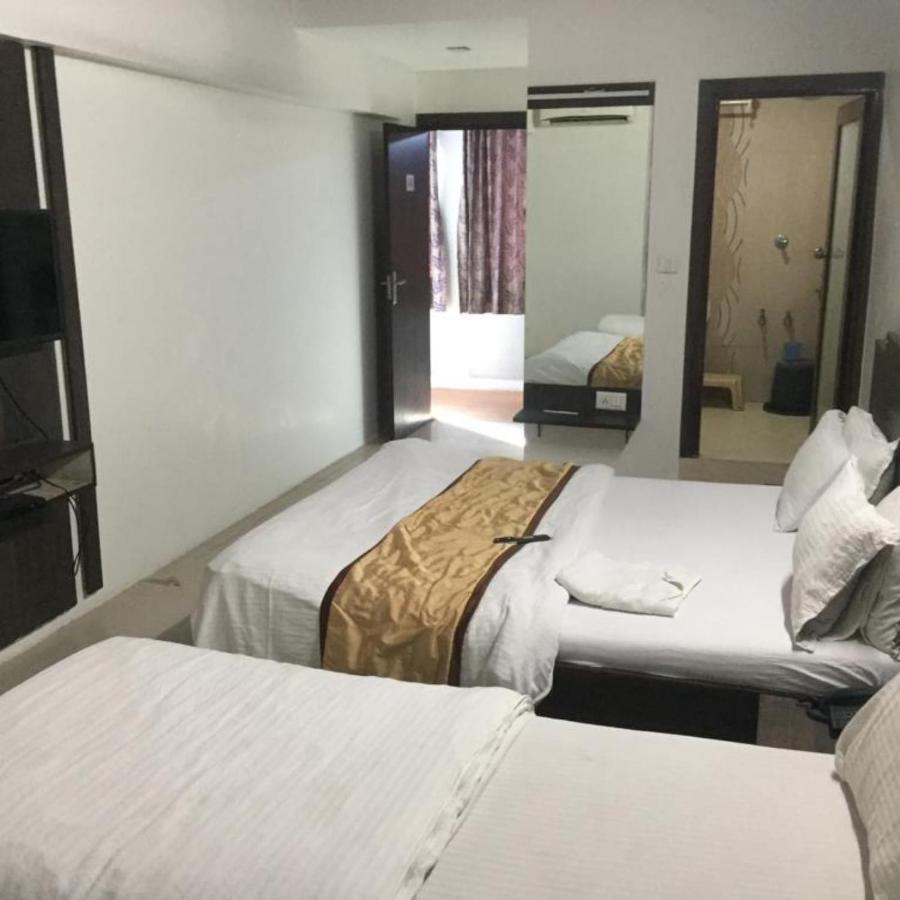 Hotel Long Stay Ahmedabad Eksteriør billede