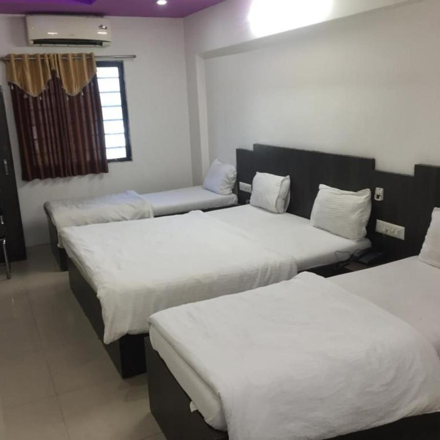 Hotel Long Stay Ahmedabad Eksteriør billede