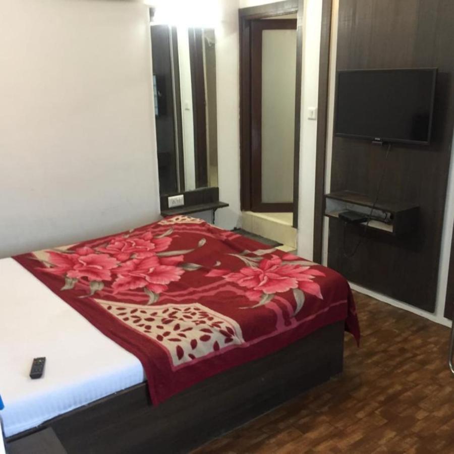 Hotel Long Stay Ahmedabad Eksteriør billede
