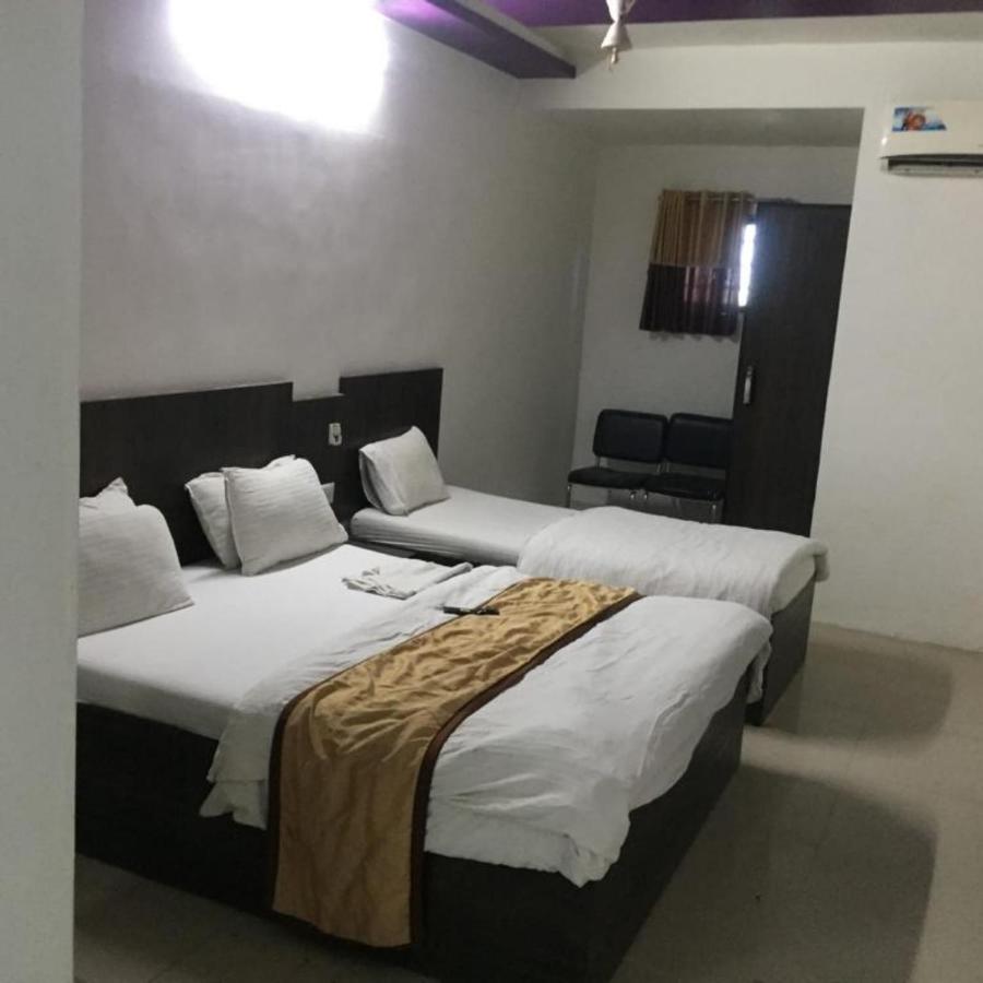 Hotel Long Stay Ahmedabad Eksteriør billede
