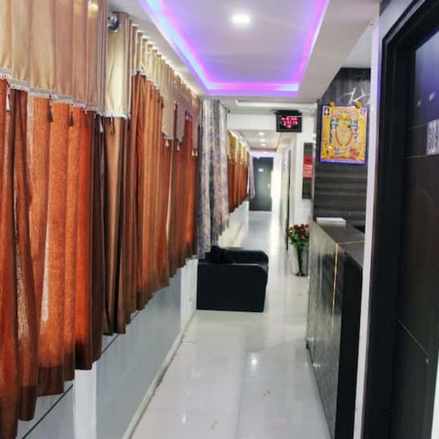 Hotel Long Stay Ahmedabad Eksteriør billede