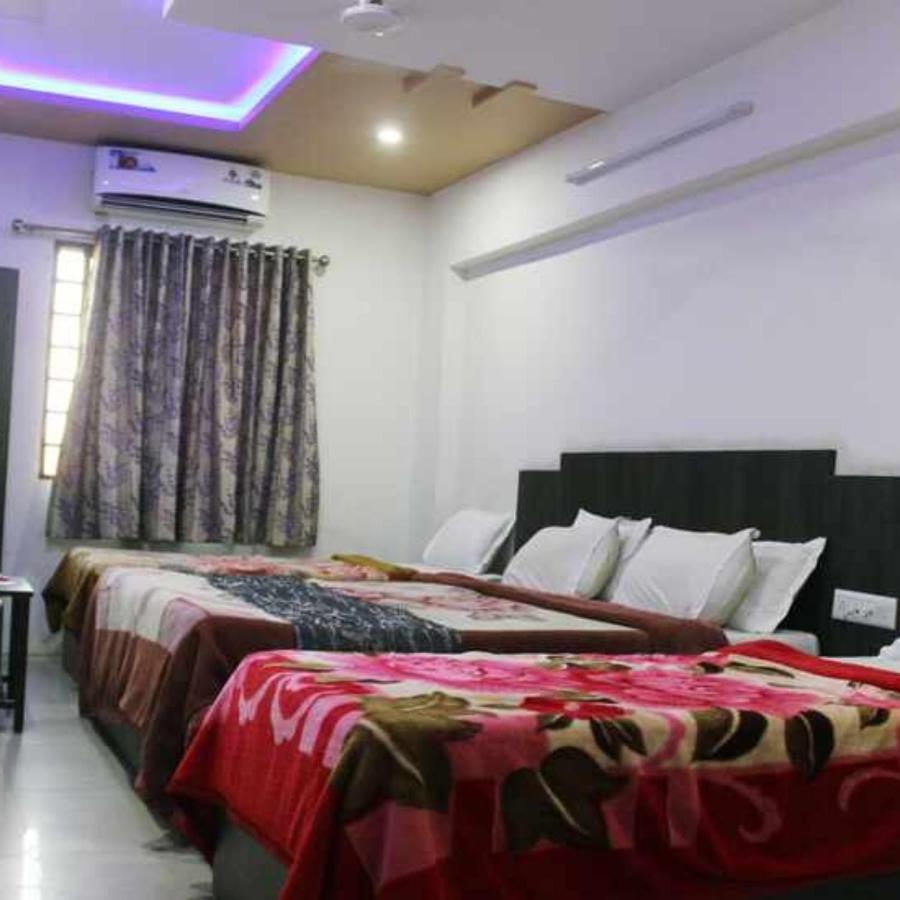 Hotel Long Stay Ahmedabad Eksteriør billede